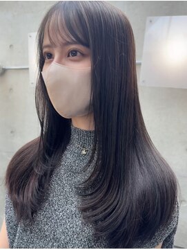 透明感オリーブカラーロングレイヤー髪質改善