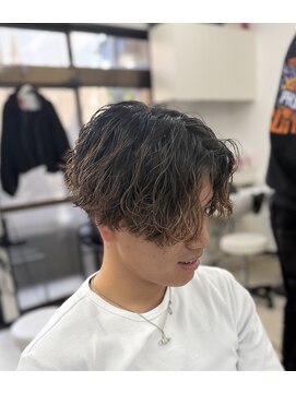 アイス(Ais) 雰囲気が出る垢抜けツイスパ