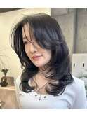 ミディアムバタフライレイヤーカット/海外風ハイレイヤーカット