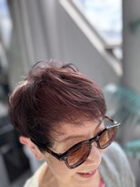 サロン ド 榮(Salon de 榮) 丸みと動きをつけたショートグラデーションスタイル
