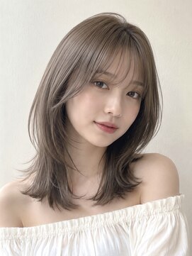 ベル 新宿(Belle) くびれミディアムくびれレイヤーレイヤーウルフシースルーバング