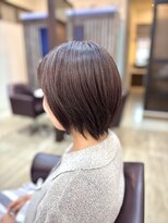 トレセッテ(tre sette)&nbsp;ナチュラルブラウンカラー/ショートレイヤースタイル