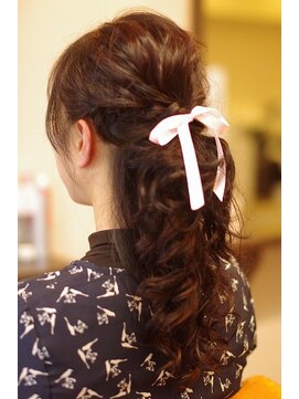 リステリアヘアー(Resteria Hair) 簡単アレンジで清楚なお嬢様スタイル♪