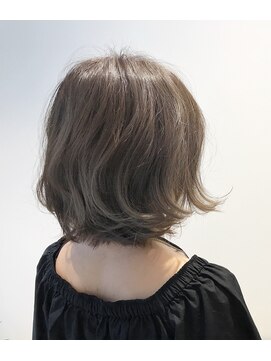 サニーズ(SUNNY'S by CONKS) 透明感ある外国人風ブルーアッシュベージカラーュの大人ボブ☆