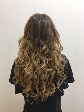 ムーンロータス(Moon Lotus) 外国人風カラー