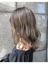 フィガロ デュデュ 新石切店(Figaro DOU DOU) ことりベージュ 外ハネボブ 毛先パーマ