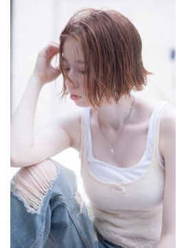 ケイト(kate) 【kate 】☆大宮 オレンジベージュ×外ハネミディアム