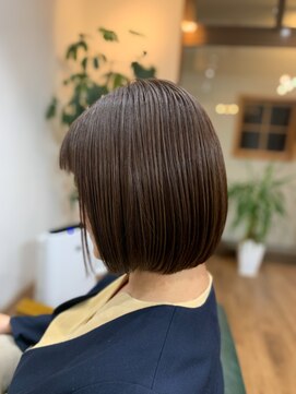 ニュートラル(Neutral) ベージュ