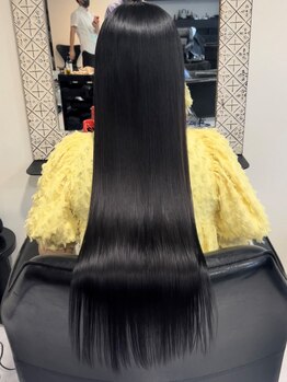 ボンズサロン オモテサンドウ(BONDZSALON OMOTESANDO)の写真/憧れのサラ艶髪に◎乾かすだけでふんわりまとまる髪へ…。ダメージレスにこだわった施術で美シルエットに。