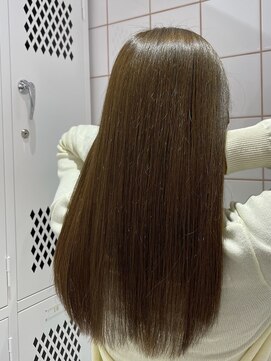 ロンドルーチェ 心斎橋(Lond luce) ダークアッシュ/ミディアムレイヤーカット［髪質改善/縮毛矯正］