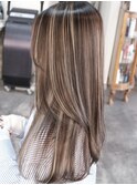 ハイライトショートヘアレイヤーカットダブルカラー