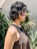 ヴヴ(Bub)&nbsp;short perm/ダークアッシュ　ハードパーマ　ショート