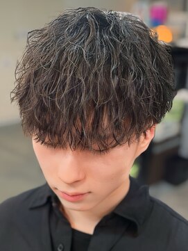 バース バイ ハピネス(BIRTH by happiness) 奈良縦落ちツイストスパイラルパーマ刈り上げまっしゅ