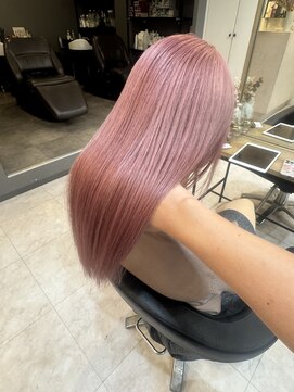 エリス ウメダ(Eliss umeda) ハイトーン×クリアピンクベージュ