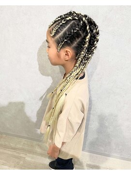 イト(ito) キッズヘア/キッズ髪型/キッズダンス/コーンロウブレイズ/HIRO