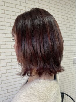 ブルーミー(BLOOMY)の写真/《平塚市/駐車場あり》おしゃれな白髪ぼかしが人気！艶オイルカラーやハイライトで艶のある上品ヘアに☆