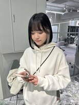 ジェム(GEM) ホワイトシルバーでイヤリングカラー