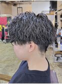 ツイストスパイラルメンズパーマツイストパーマ刈り上げ