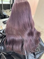 エイチ(H) xブリーチ/イメチェン/ホワイトブロンド/外ハネボブ/美髪/