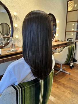 エルサフィロ キタハマ(el zafiro kitahama) 20×30代×透明感×ミディアム×髪質改善×グレージュ