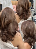 エッセンザ 梅田(ESSENZA)&nbsp;海外レイヤーカット　ハイライトカラー