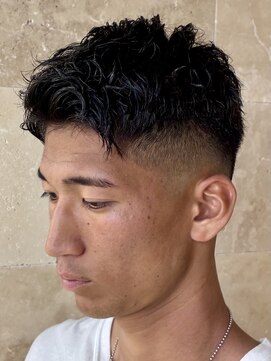 ヒロギンザ 難波店(HIRO GINZA) スキンフェードアップバング