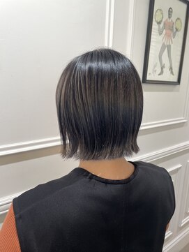 ヴィレッタ(VILLETA) ミディアムヘア/暗めカラー/グランマッシュ/タッセルボブ/韓国