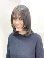 アオ(AO。)&nbsp;大人レイヤー/レイヤーカット/レイヤーカットミディアム