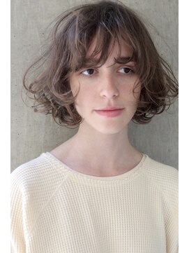 ビビト(bibito) bibito 外国人風 アンニュイなパーマボブ