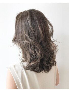 ランズ(LANDS) 【LANDS】ナチュラルハイライト/透け感ミディ/ミルクティー