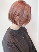 ステア ケース(stair case)&nbsp;大人センターパートハンサムショートボブピンクカラー