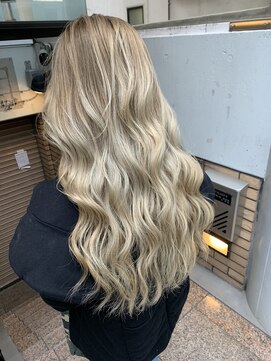 ラフ 難波店(LAFF) #黒髪#ボブルフ#ネビージュ#小顔#ワンレン