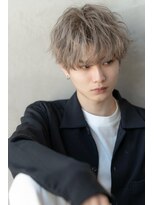 ハバナ 新宿(HAVANA)&nbsp;ソフトツーブロック/刈り上げ/センターパート/ツイスト/ビジネス