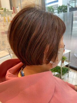 アッシュ 関内店(Ash) ショートボブ