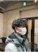 ツイストスパイラルパーマメンズマッシュツーブロック刈り上げ