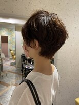 ムーン ティコブラーエ(moon tico brae)&nbsp;8月【ミディアムヘア/斜めバング/グレージュカラー】