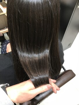 アニュー 北浦和店(ANEW) 《髪質改善》収まりのいい髪に・ロイヤル弱酸熱トリートメント