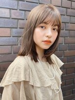 くびレイヤーエモージュイメチェンフルバング似合わせカット