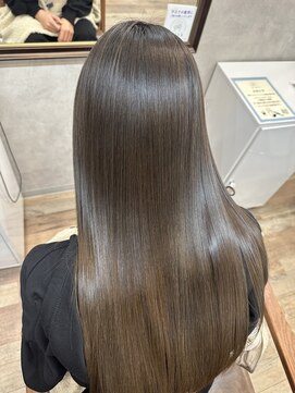 ウタリ(utari) 髪に艶が出ない人はこれ【難波 桜川/髪質改善】