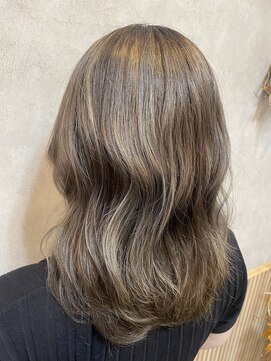 ラニ(Lani) ハイライトカラー