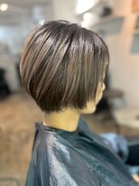 ツムグ 代官山店(TUMUGU)&nbsp;ヘルシースタイル大人ショート30代40代50代ブルーグレージュ#202