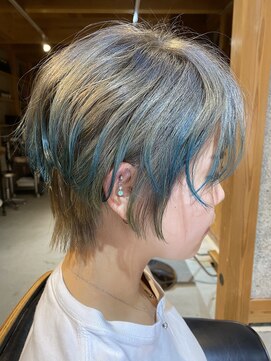 イー(E) ダブルカラー