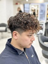 テクト バイアッシュ 吉祥寺店(Tect by Ash) 短めスペインカールスパイラルパーマツーブロックフェード