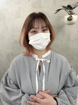 リンダ ルーナ(LINDA Luna) 顔周りレイヤー/レイヤーカット/エアリー/ふんわりヘア