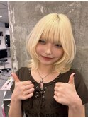 ハイライトカラーミルクティーベージュレイヤーカット