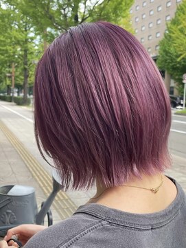 ネスト(Nest) ブリーチピンク×レイヤーボブ