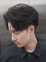 レタッチバイフィフス(RETOUCH by fifth)&nbsp;センターパートニュアンスパーマシャドウパーマフェザーパーマ