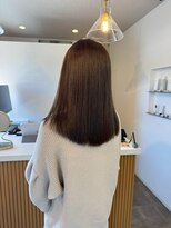 クララジャパン ナベシマ(CLALA JAPAN Nabeshima)&nbsp;縮毛矯正　質感ストレート　髪質改善カラー　顔まわり　ブリーチ
