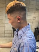 スキンハイフェードバズショートレイヤークロップ
