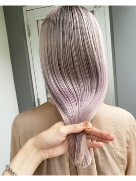 スリー(three) Medium